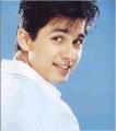 13594-Shahid-Kapoor