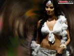 15430-Bipasha-Basu