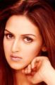 16211-Esha-Deol