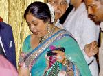 22065-Kiron-Kher